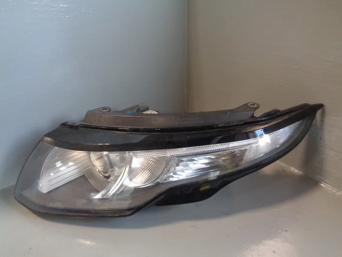 Range Rover Evoque Headlight Near Side Xenon Bj32-13W030-Ac 2011 To 2015 1