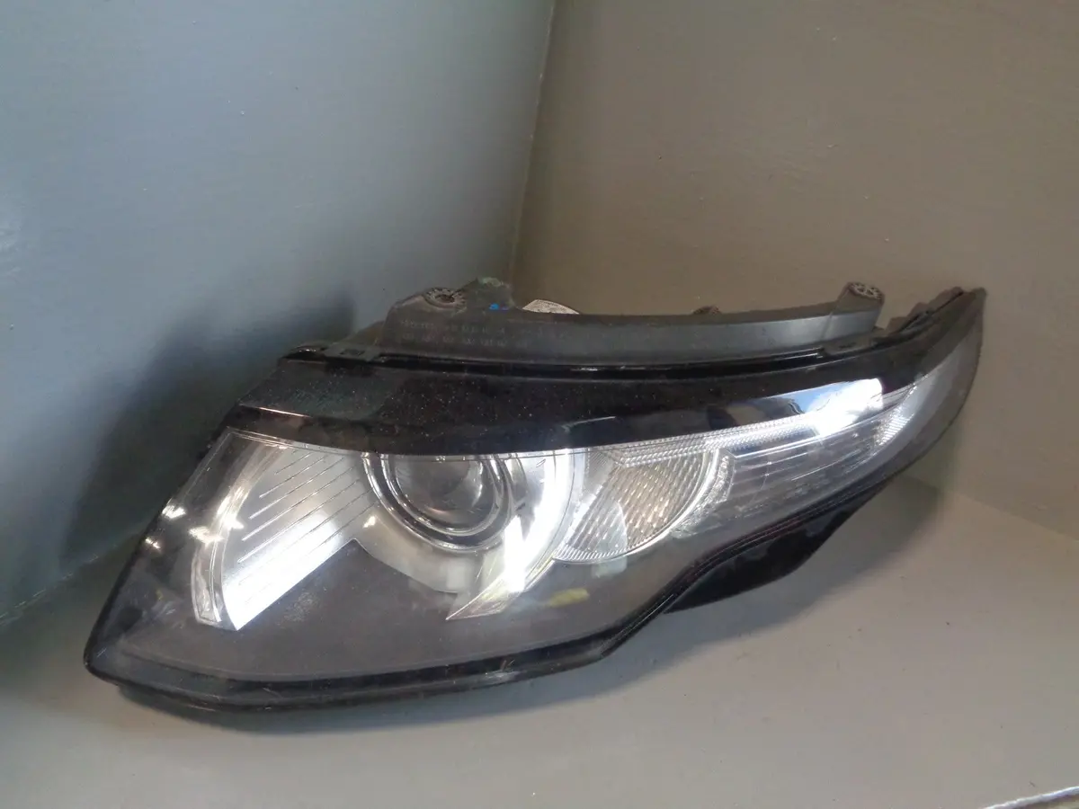 Range Rover Evoque Headlight Near Side Xenon Bj32-13W030-Ac 2011 To 2015 2
