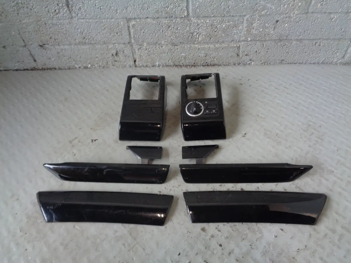 Range Rover L322 8 Piece Trim Dashboard Finisher Kit In Piano Gloss Black R01045 1