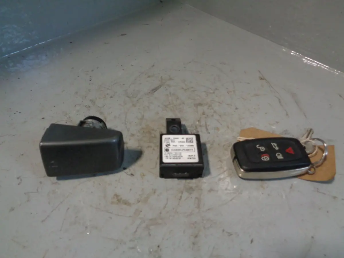 Range Rover Sport Key Set Control Module With Door Lock 2009 To 2013 L18124 1