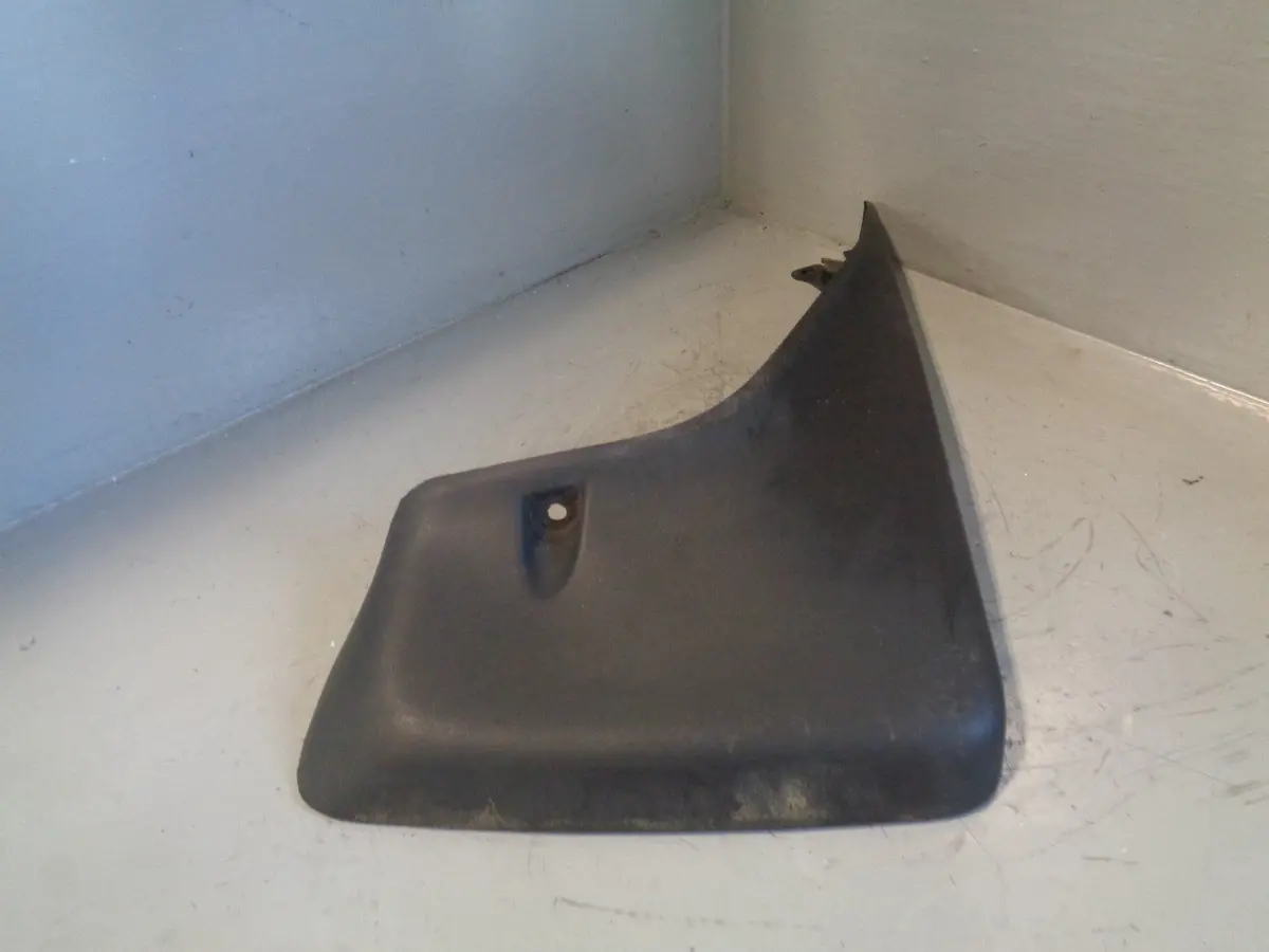 Freelander 2 Mud Flap Splash Guard Off Side Rear Land Rover 2006 To 2011 1