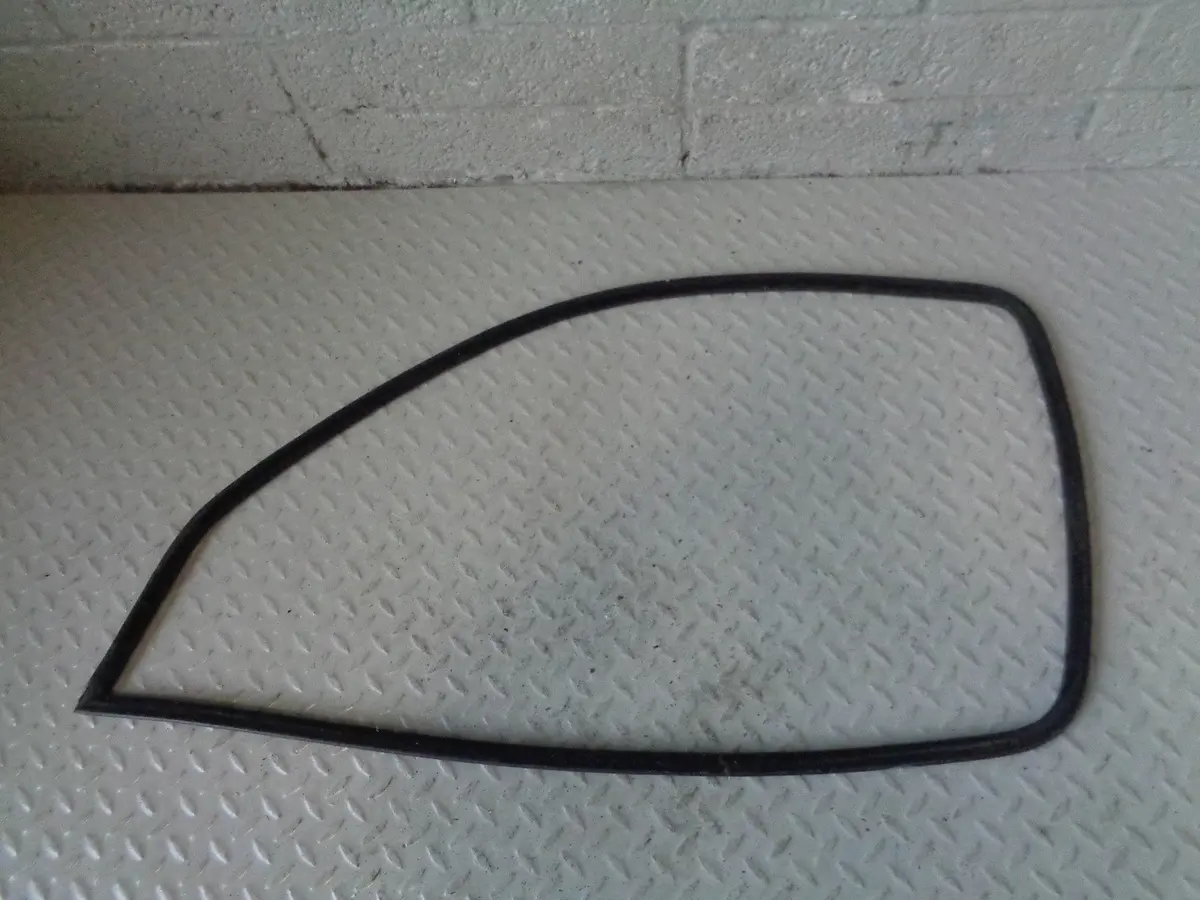 Freelander 1 Window Rubber Weather Seal Interior Near Side Front Land Rover 1