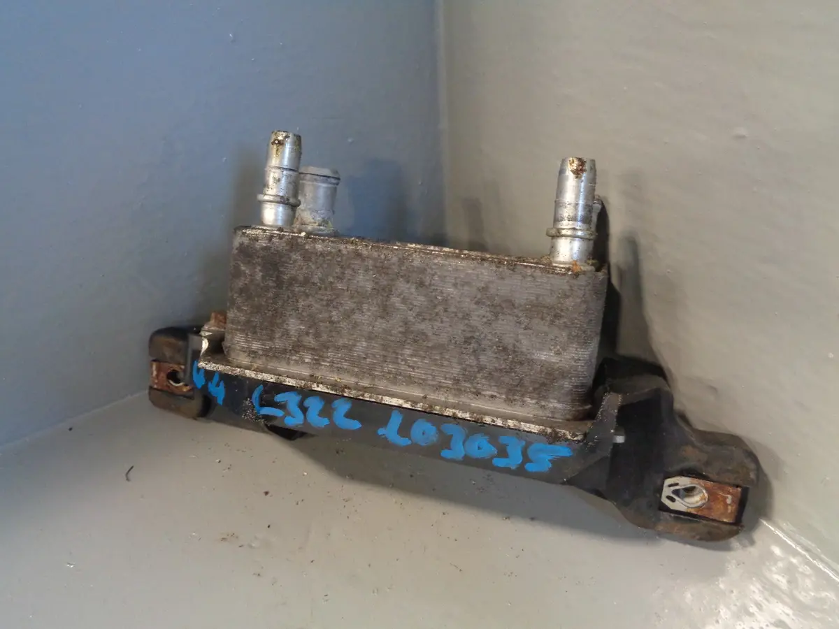 Range Rover L322 Oil Cooler Automatic Gearbox 4.4 Tdv8 Aw83 7A095 Aa 1