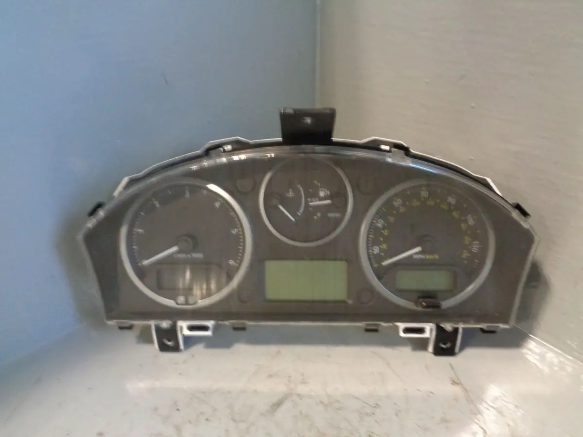 Freelander 2 Instrument Cluster Ah5210849ea 2.2 Td4 Land Rover 2006 To 2011 1