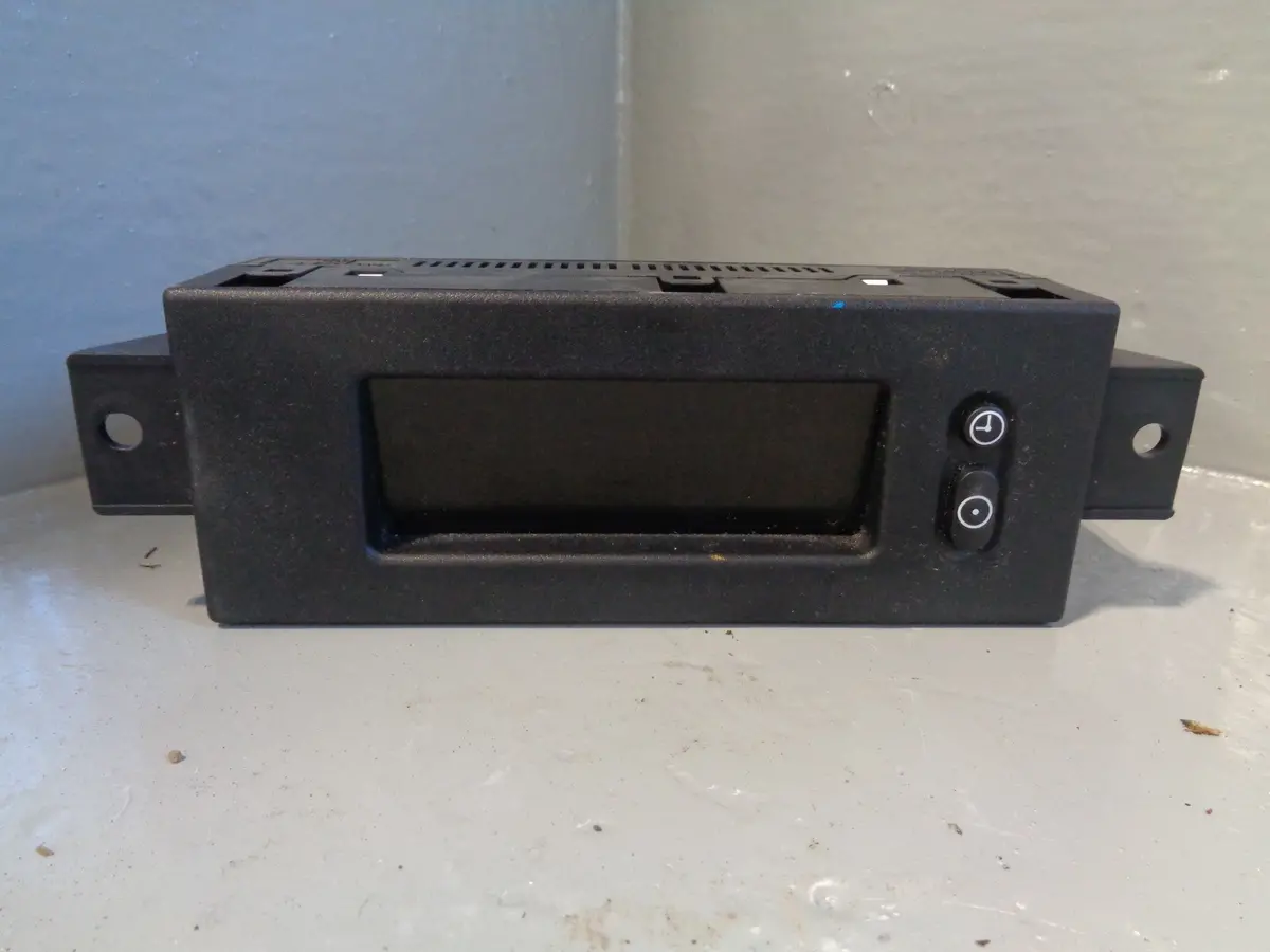 Vauxhall Corsa D Cd30 Radio Cd Clock Display Unit Mp3 Silver 13440631 13373979 2