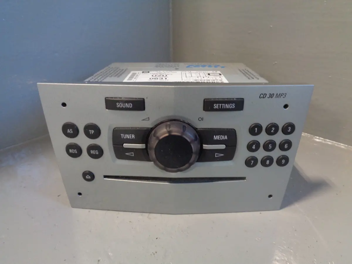 Vauxhall Corsa D Cd30 Radio Cd Clock Display Unit Mp3 Silver 13440631 13373979 1