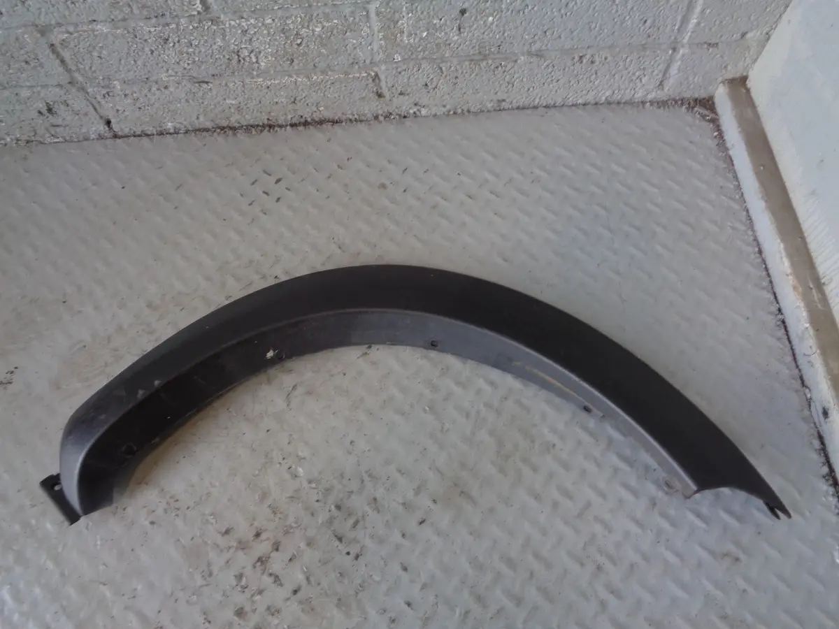 Freelander 1 Rear Wheel Arch Trim Near Side 3 Door Dfk500050pma Land Rover 1