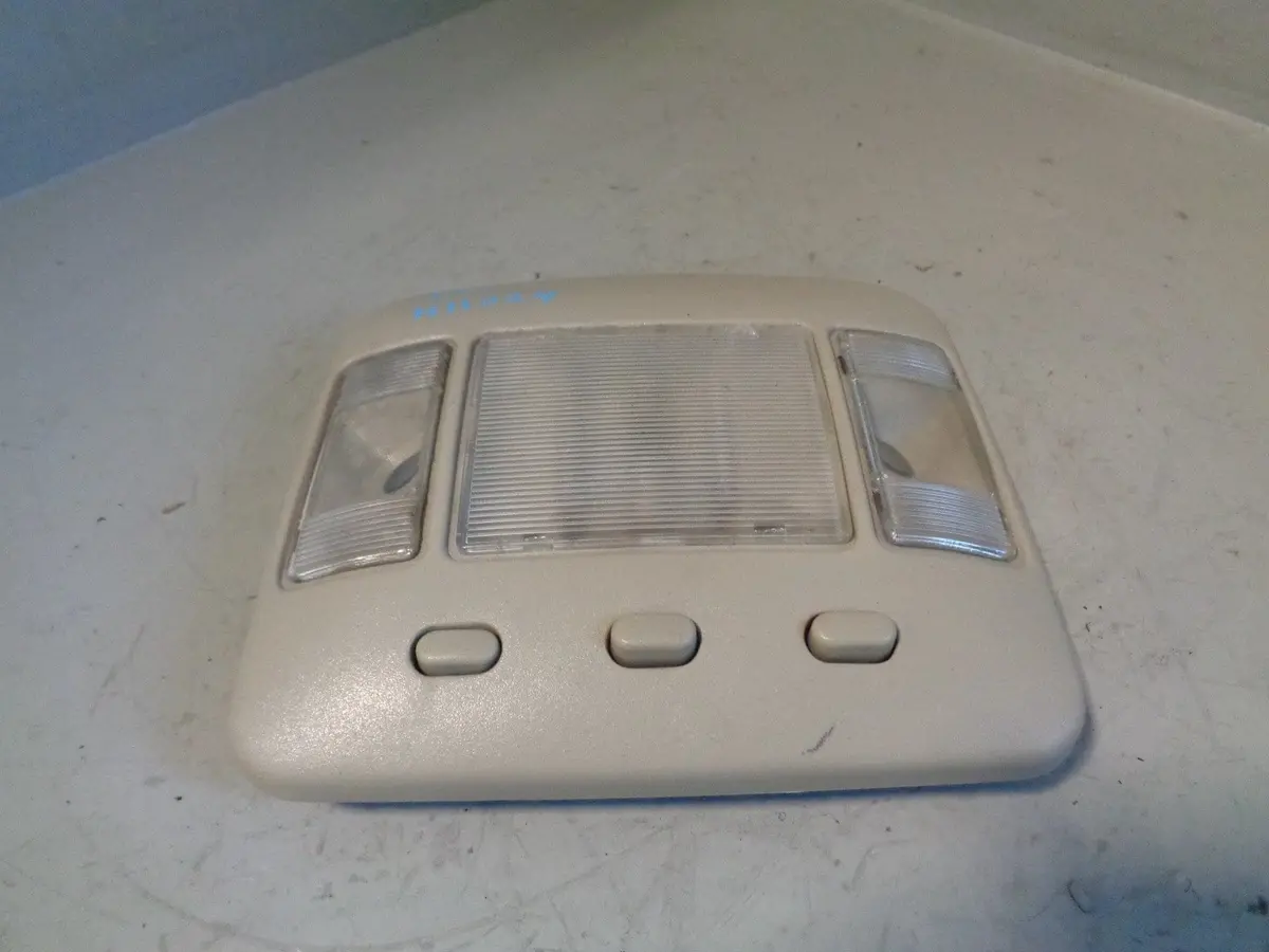 Freelander 1 Interior Light Courtesy Xde10040 Land Rover 2001 To 2006 1