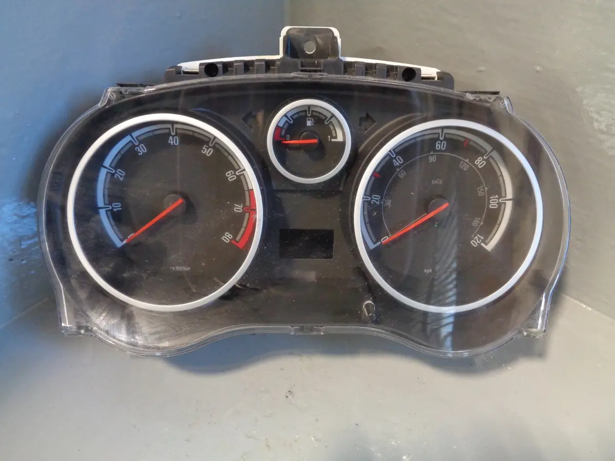 Corsa D 1.2 Instrument Cluster P0013373002 Vauxhall 2006 To 2014 1