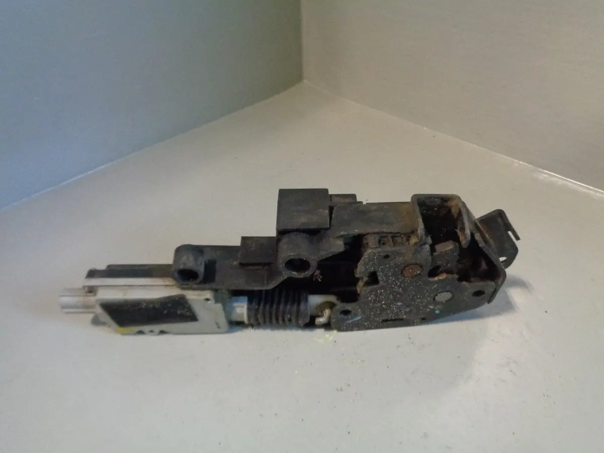 Freelander 1 Lock Actuator Tailgate Boot Back Door Land Rover 1998 To 2006 1