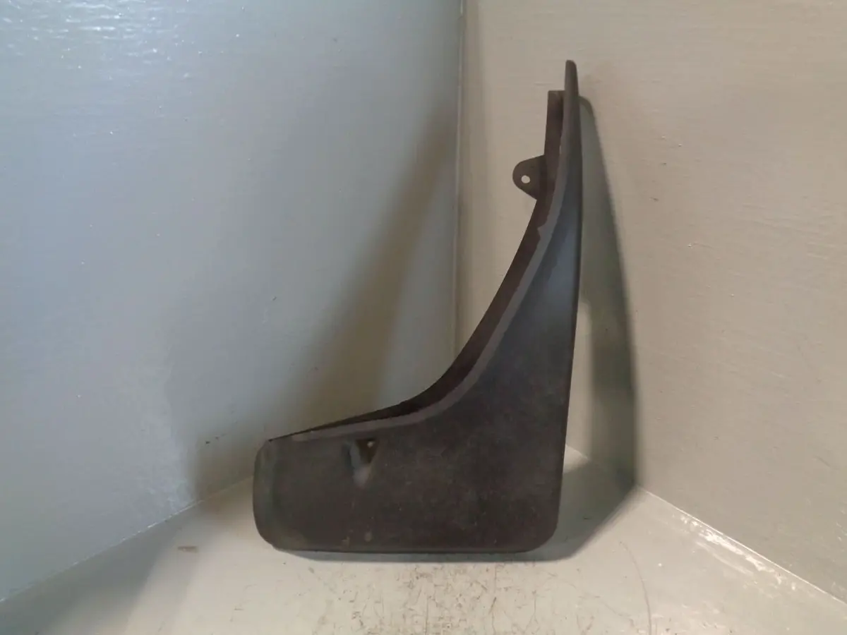Freelander 2 Mud Flap Splash Guard Off Side Rear Land Rover L359 Unused 1
