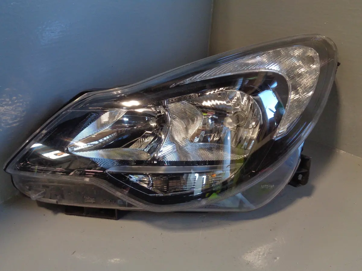 Vauxhall Corsa D Near Side Headlight 13446799 Left Facelift 2011 To 2014 1