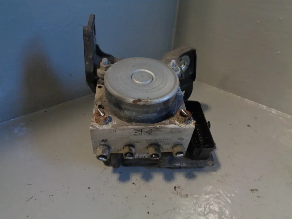 Vauxhall Corsa D Abs Module Pump And Ecu Fe 13282282 2010 To 2014 1