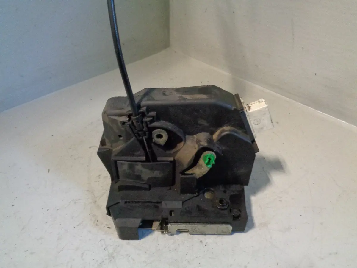 Freelander 1 Lock Actuator Rear Door Off Side Land Rover 1998 To 2006 1
