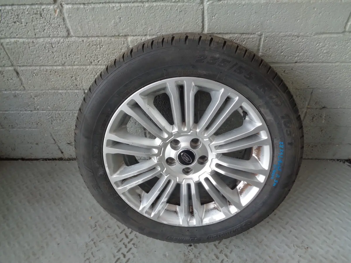 Range Rover Evoque Alloy Wheel And Tyre 19" 235/55R19 L538 L18065a 1