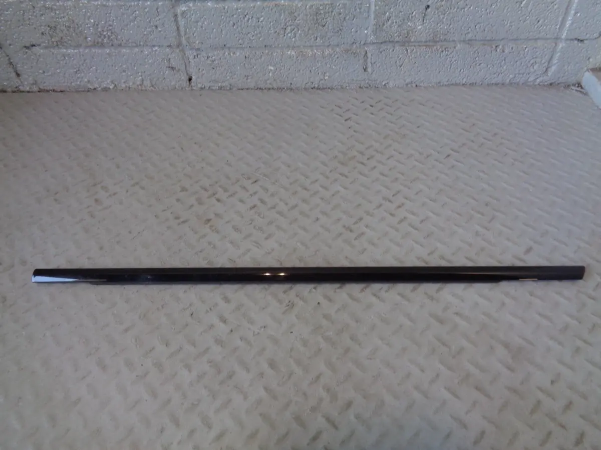 Range Rover Evoque External Window Seal Weather Strip Off Side Rear 820 5 Door 1