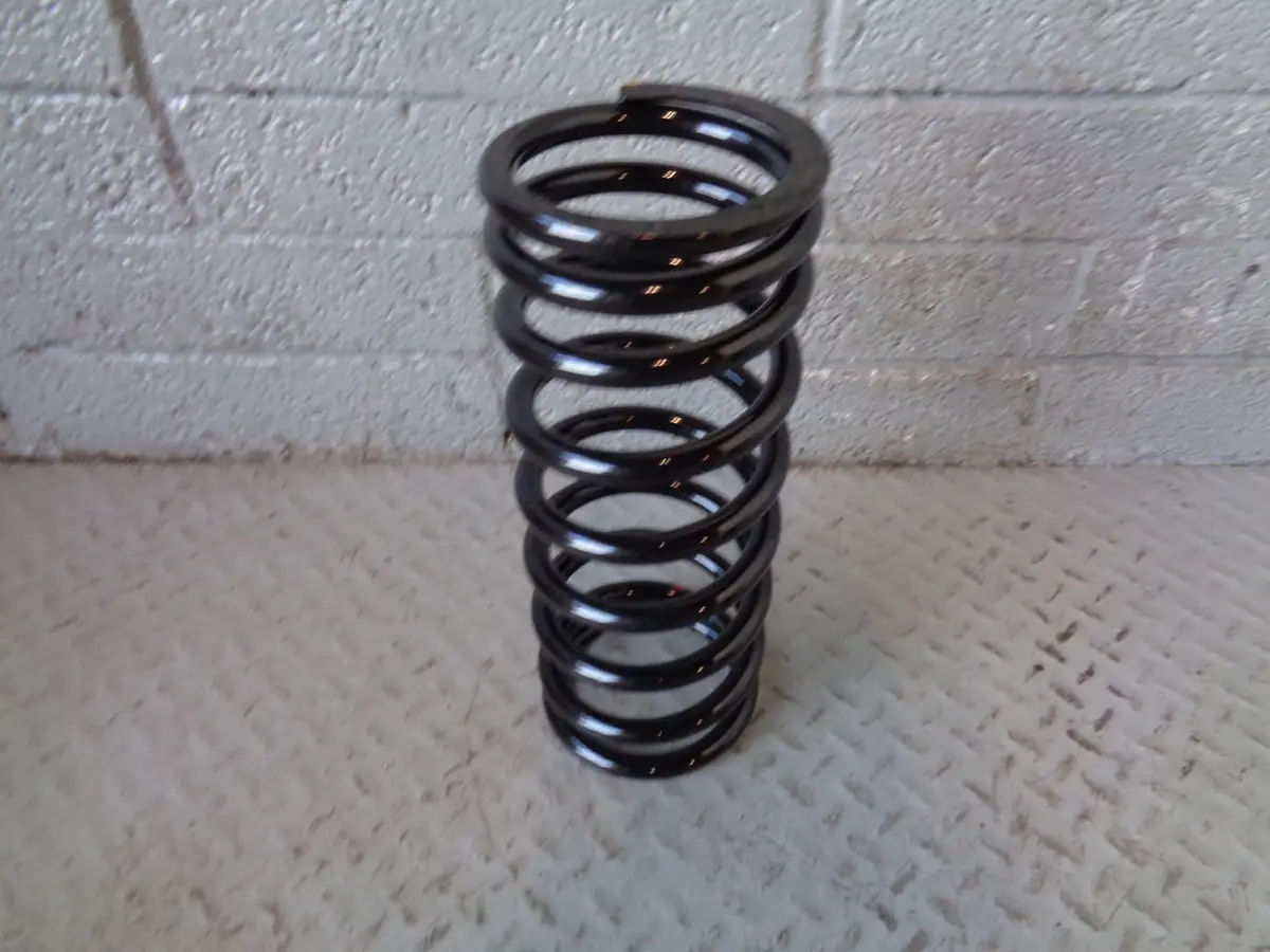 Defender 90 Coil Spring Rear Right Heavy Duty Rkb101230 Land Rover 1986 To 2016 1