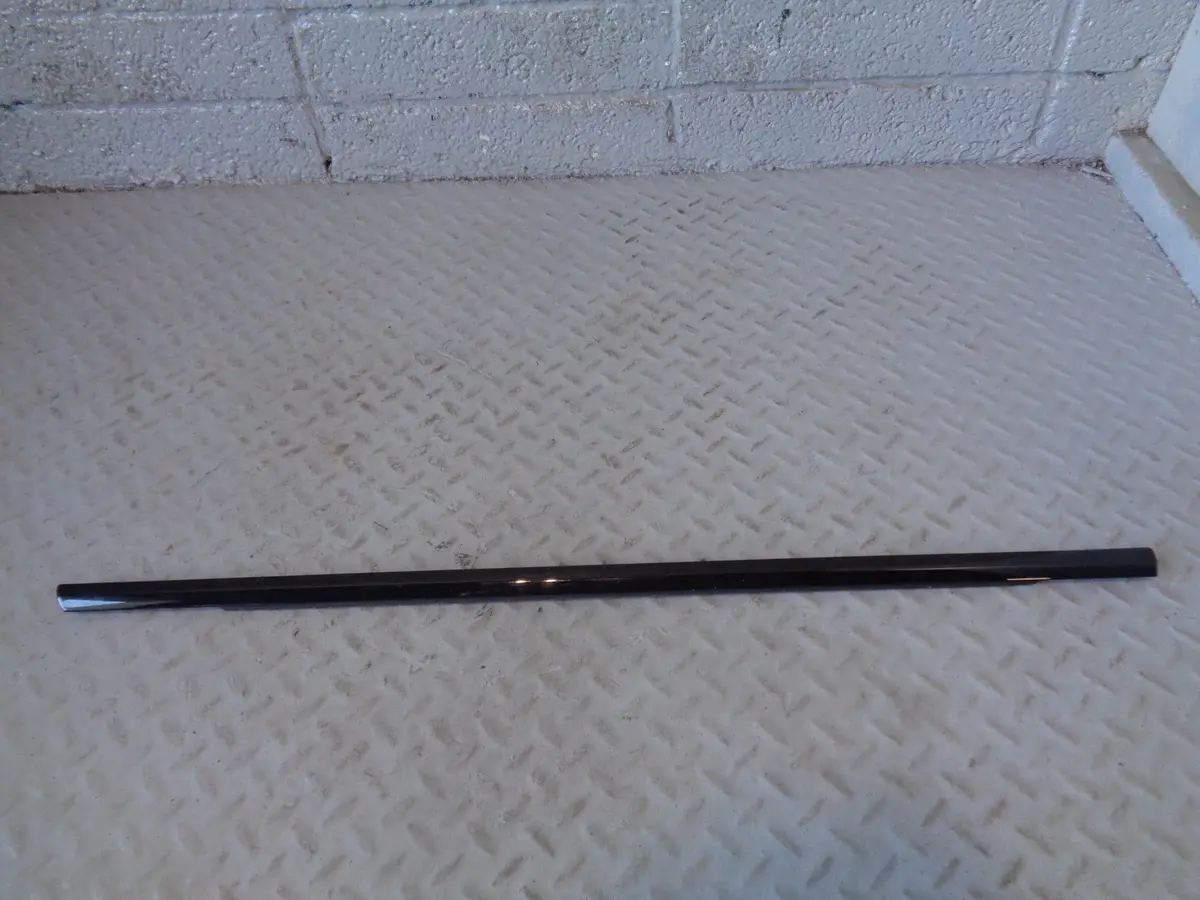 Range Rover Evoque External Window Seal Weather Strip Near Side Rear 820 5 Door 1
