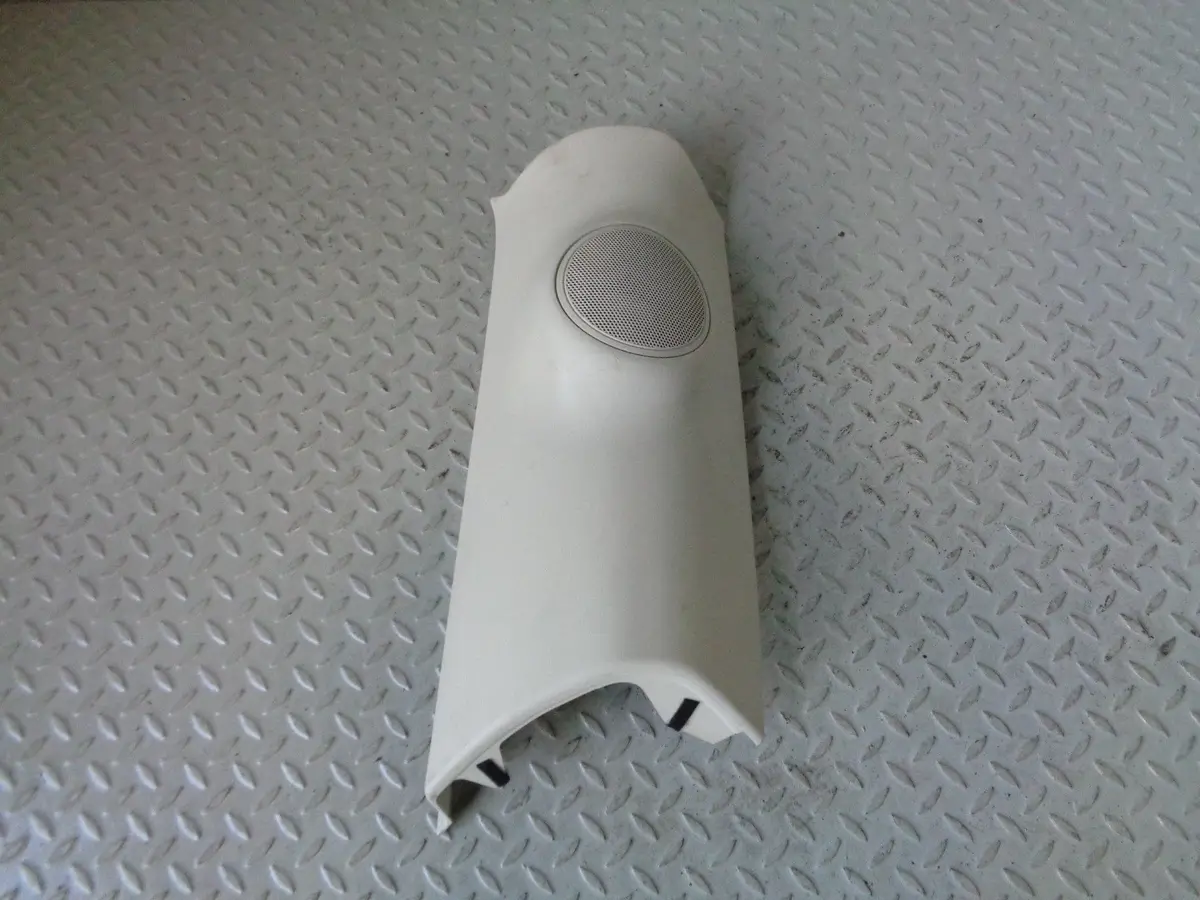 Range Rover L322 D Pillar Trim Speaker Xqm000400 Ivory Near Side 2006 To 2013 1