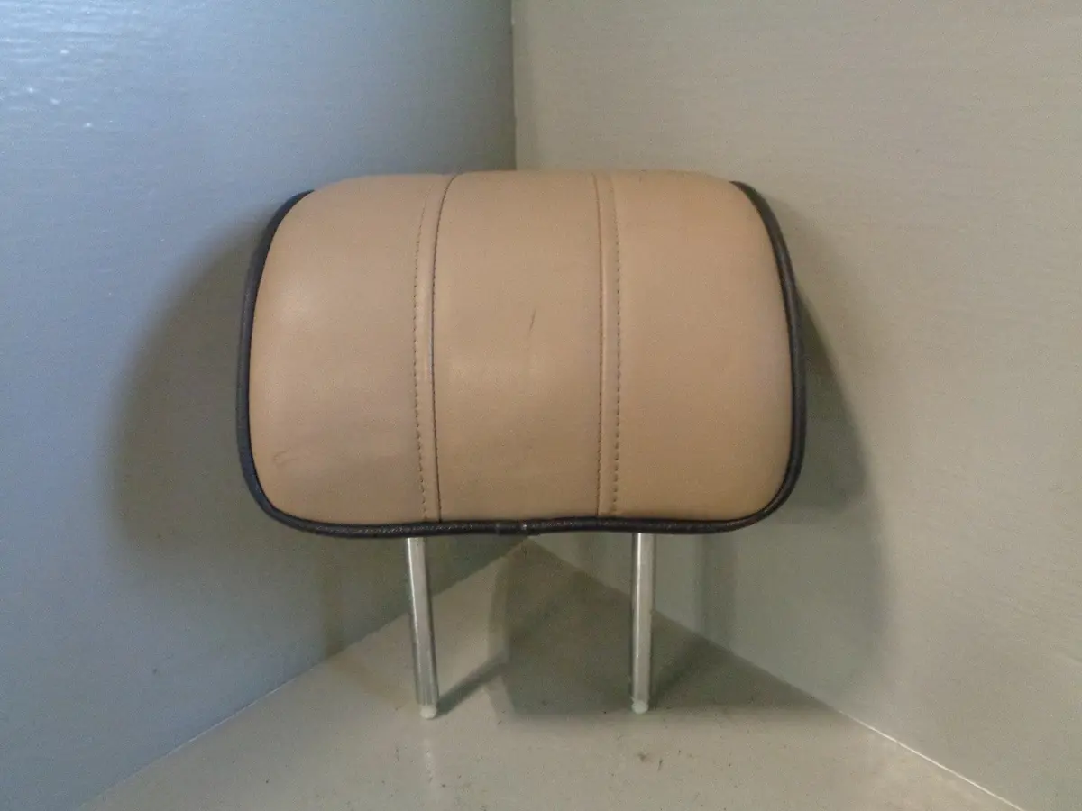 Range Rover L322 Front Off Side Headrest In Sand With Brown Piping 2002 To 2006 1