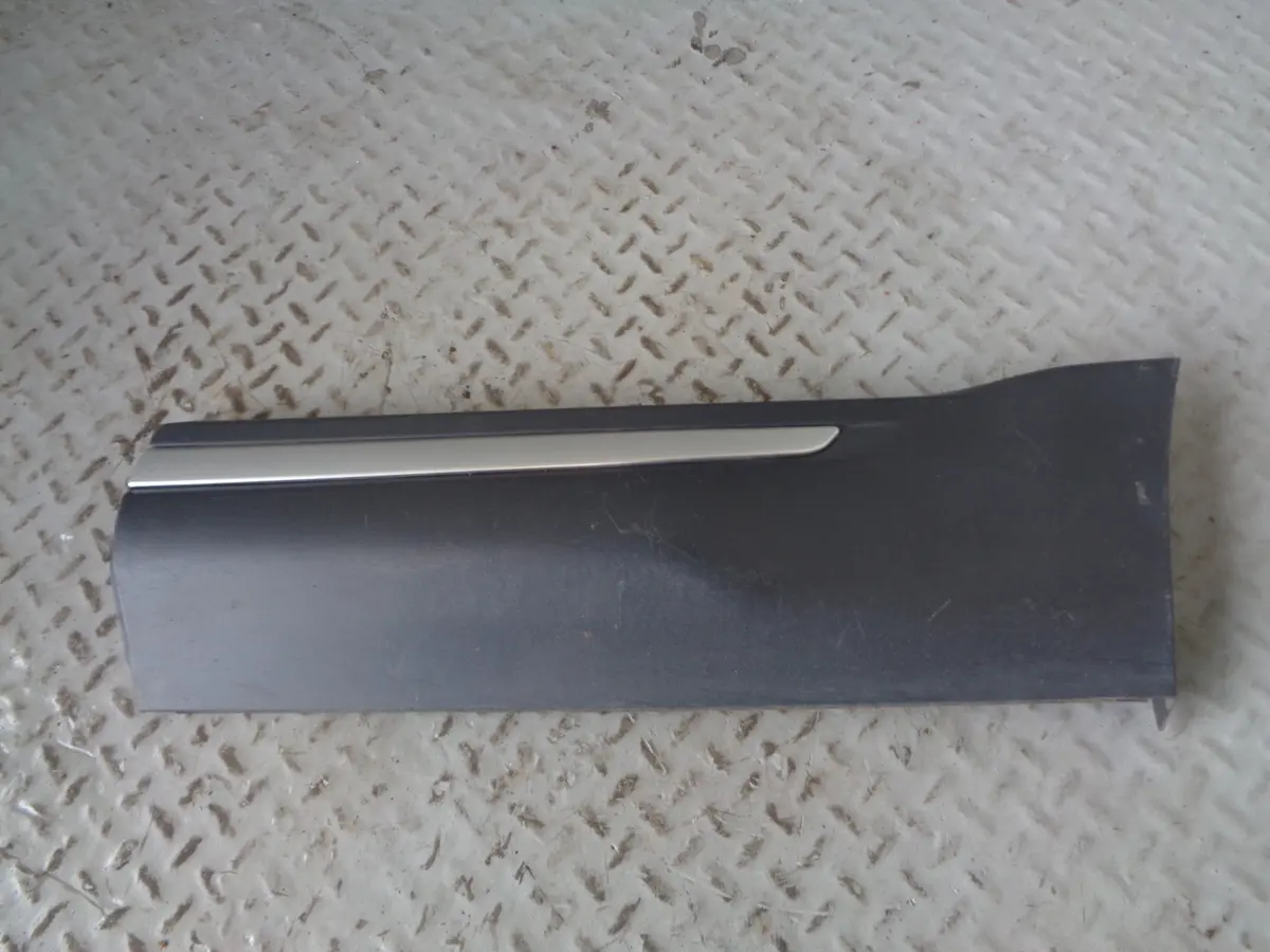 Range Rover Evoque Door Moulding Trim Near Side Rear Silver L538 2011 To 2015 1