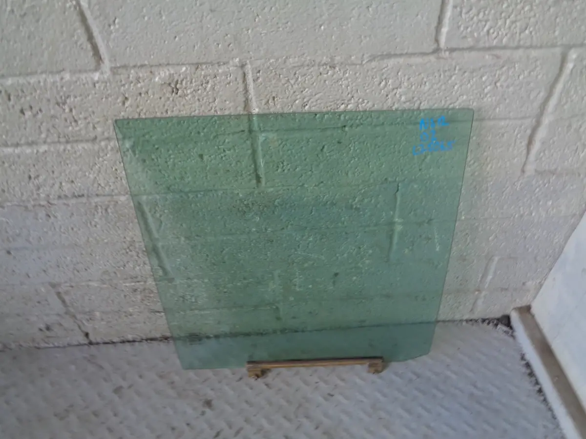 Discovery 2 Window Glass Near Side Rear Land Rover 1998 To 2004 1