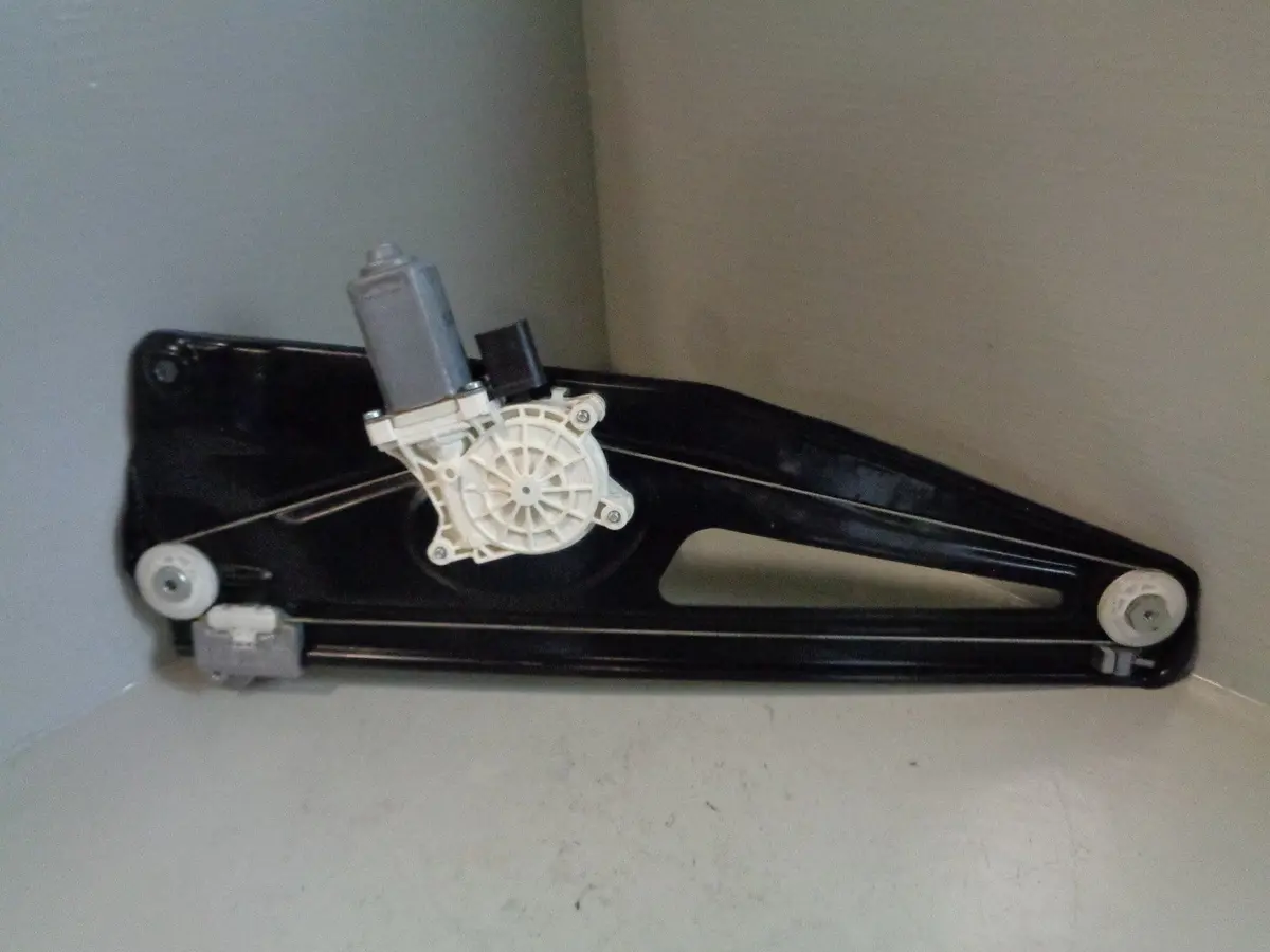 Range Rover L322 Window Regulator And Motor Off Side Rear 2010 To 2013 1