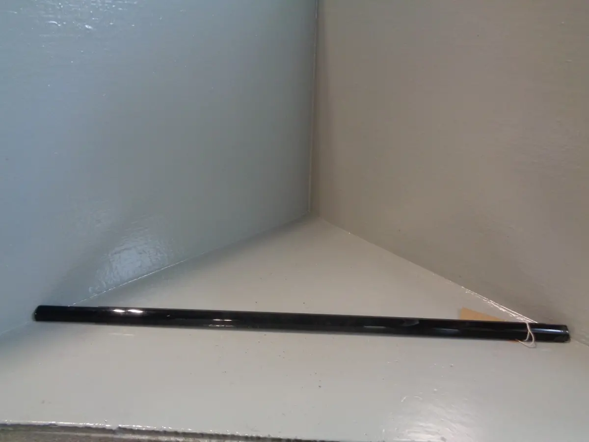 Range Rover Evoque External Window Seal Weather Strip Near Side Front 820 5 Door 1
