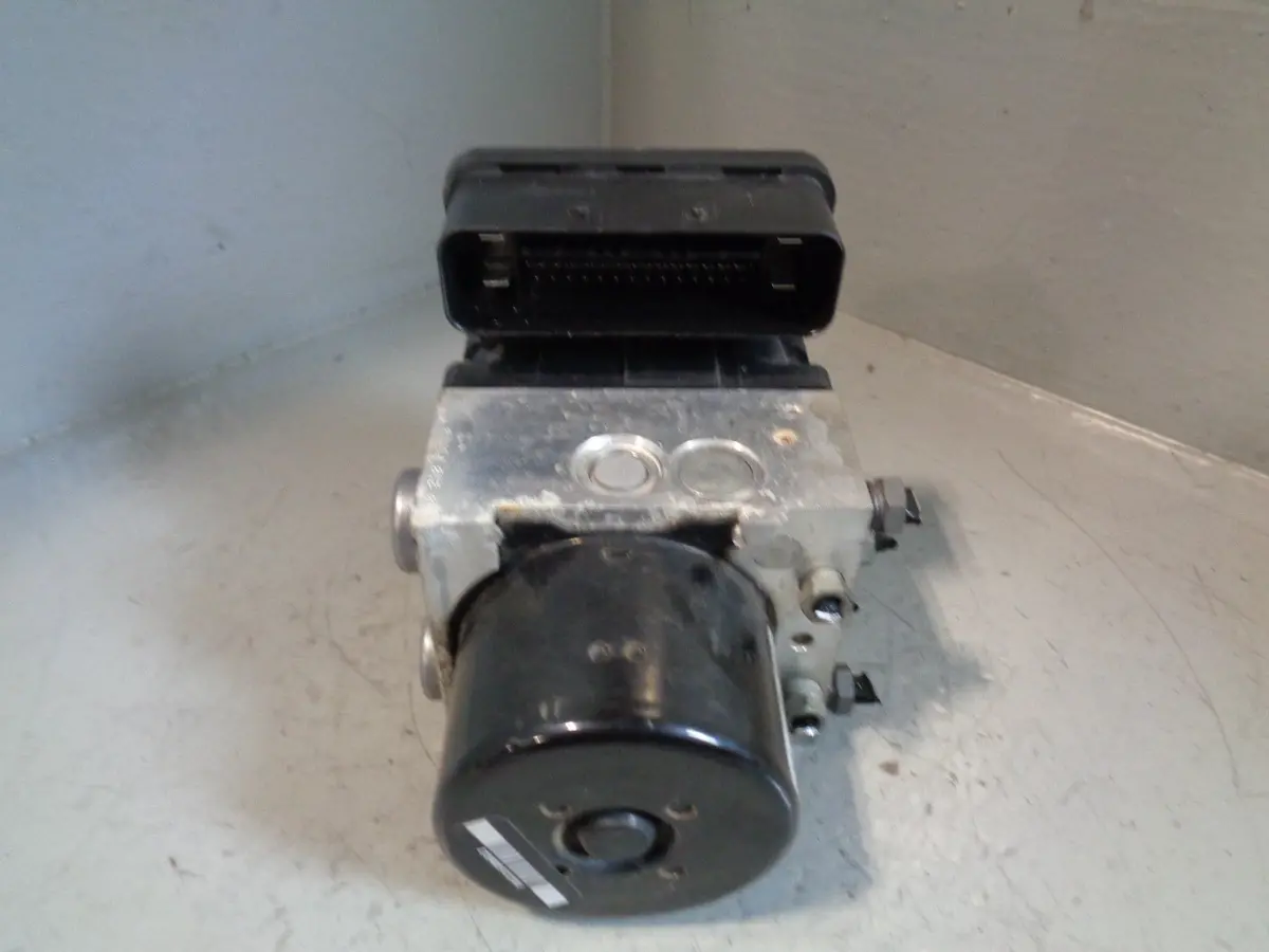 Freelander 2 Abs Pump Module 2.2 Td4 Ag9n 2C405 Ca Land Rover 2006 To 2011 1