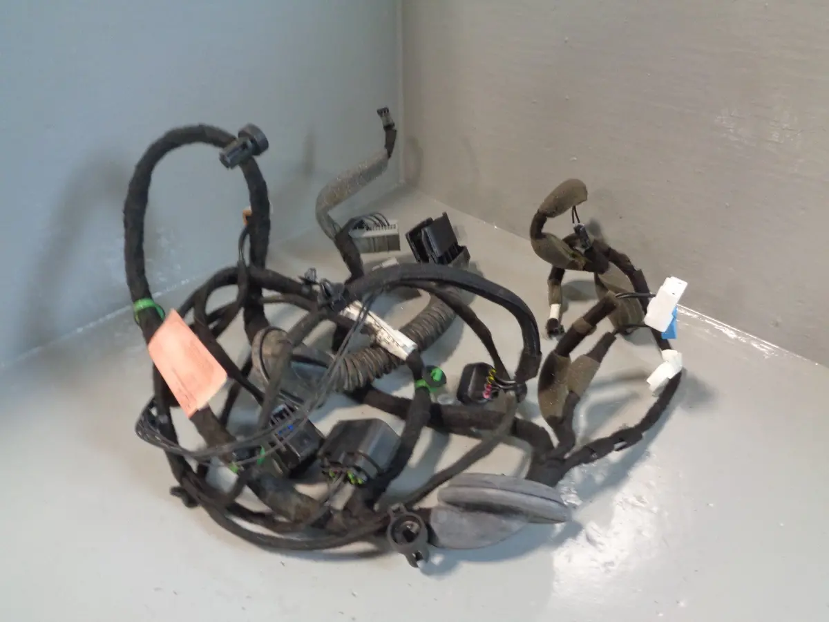 Range Rover Evoque Door Wiring Loom Near Side Rear Gj32-14632 Hc 2011 To 2018 1