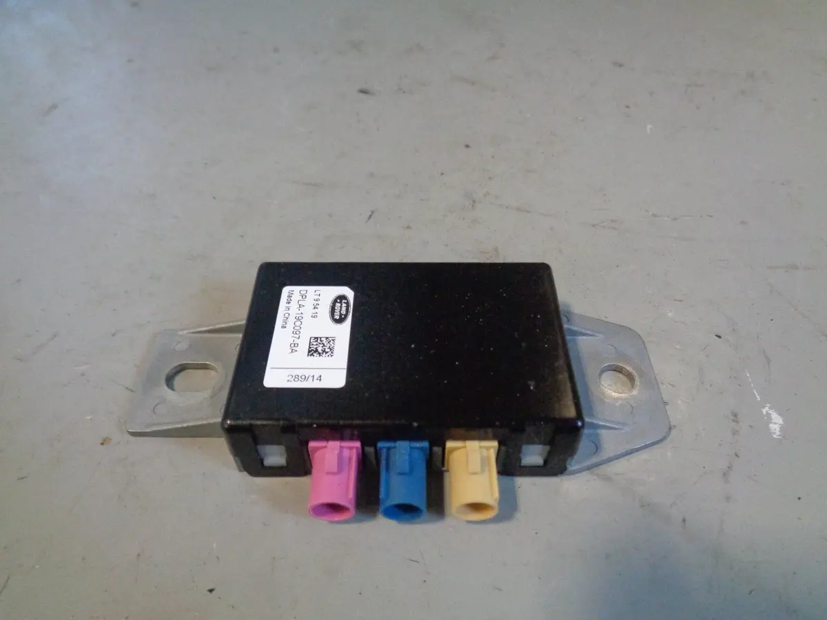 Range Rover Evoque Antenna Control Module Dpla-19C097-Ba L538 2011 To 2018 1
