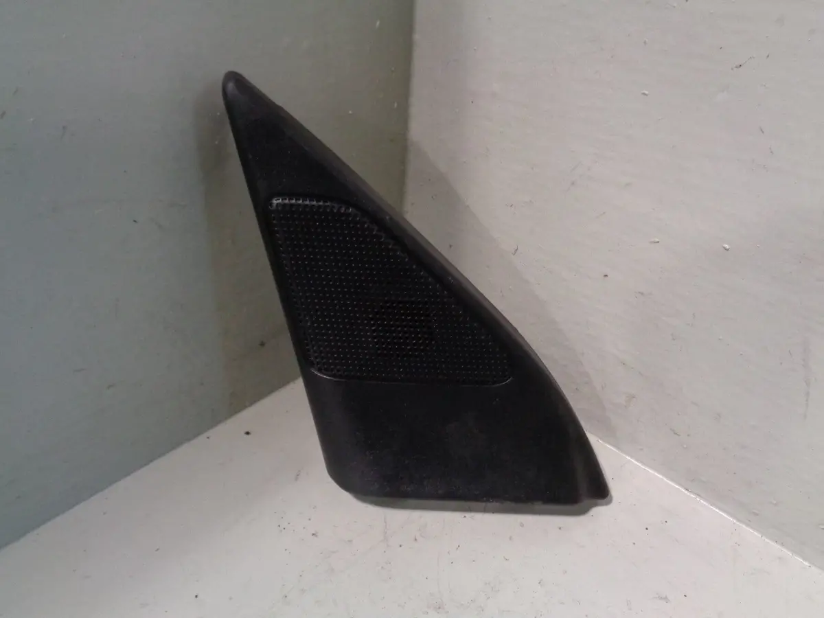 Freelander 1 Front Door Tweeter Speaker Grille Near Side Black Land Rover 1