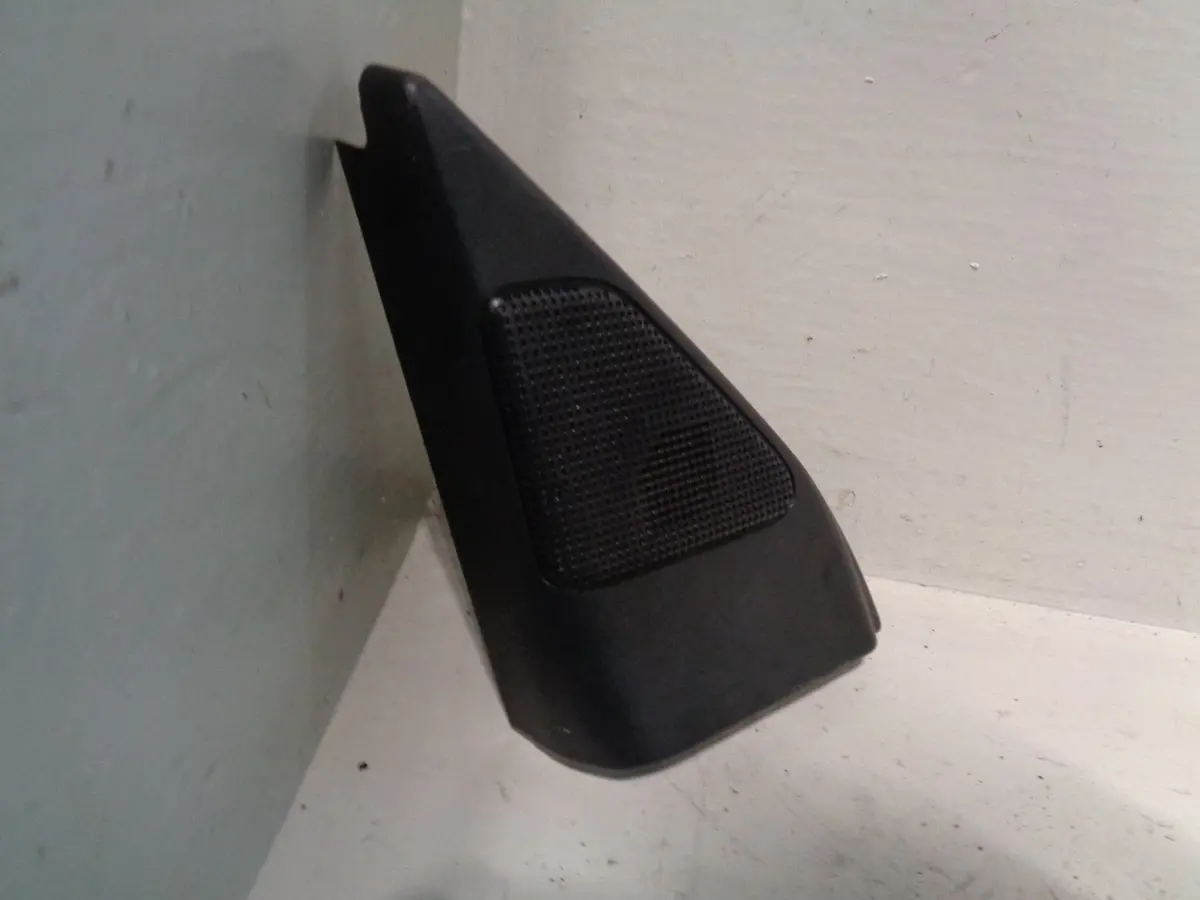Freelander 1 Front Door Tweeter Speaker Grille Near Side Black Land Rover 2