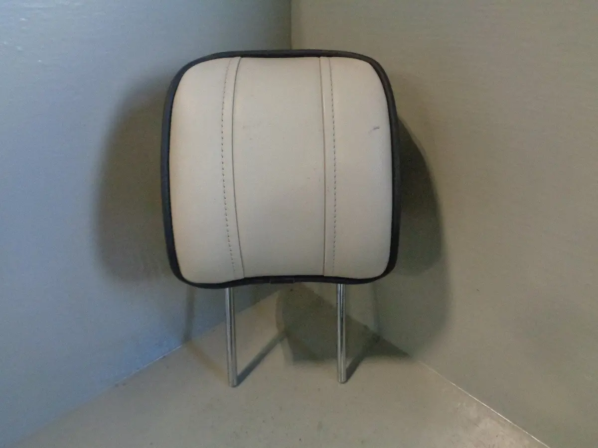 Range Rover L322 Rear Headrest In Ivory With Black Piping Off Side 2009 To 2013 1