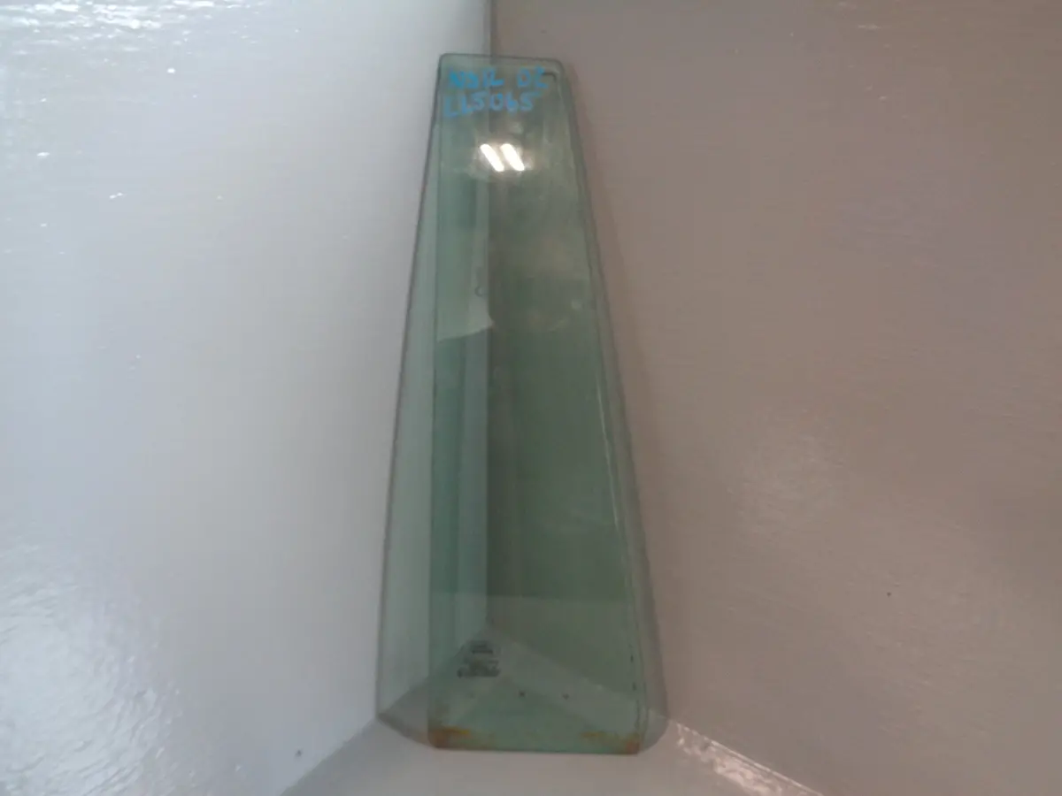 Discovery 2 Door Glass Near Sider Rear Quarter Land Rover 1998 To 2004 1