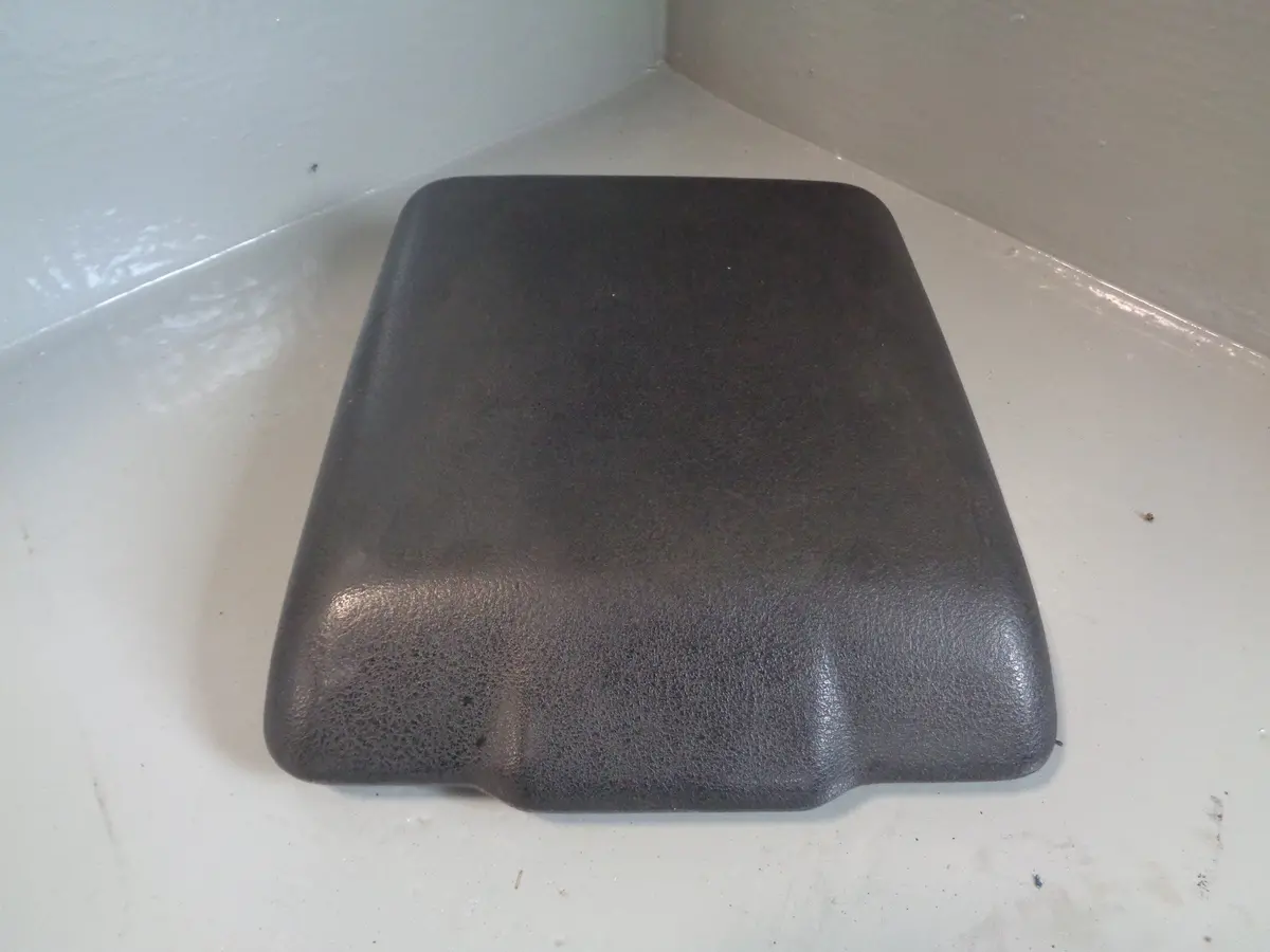 Discovery 2 Centre Console Lid Armrest Black Land Rover 2002 To 2004 L25065 1
