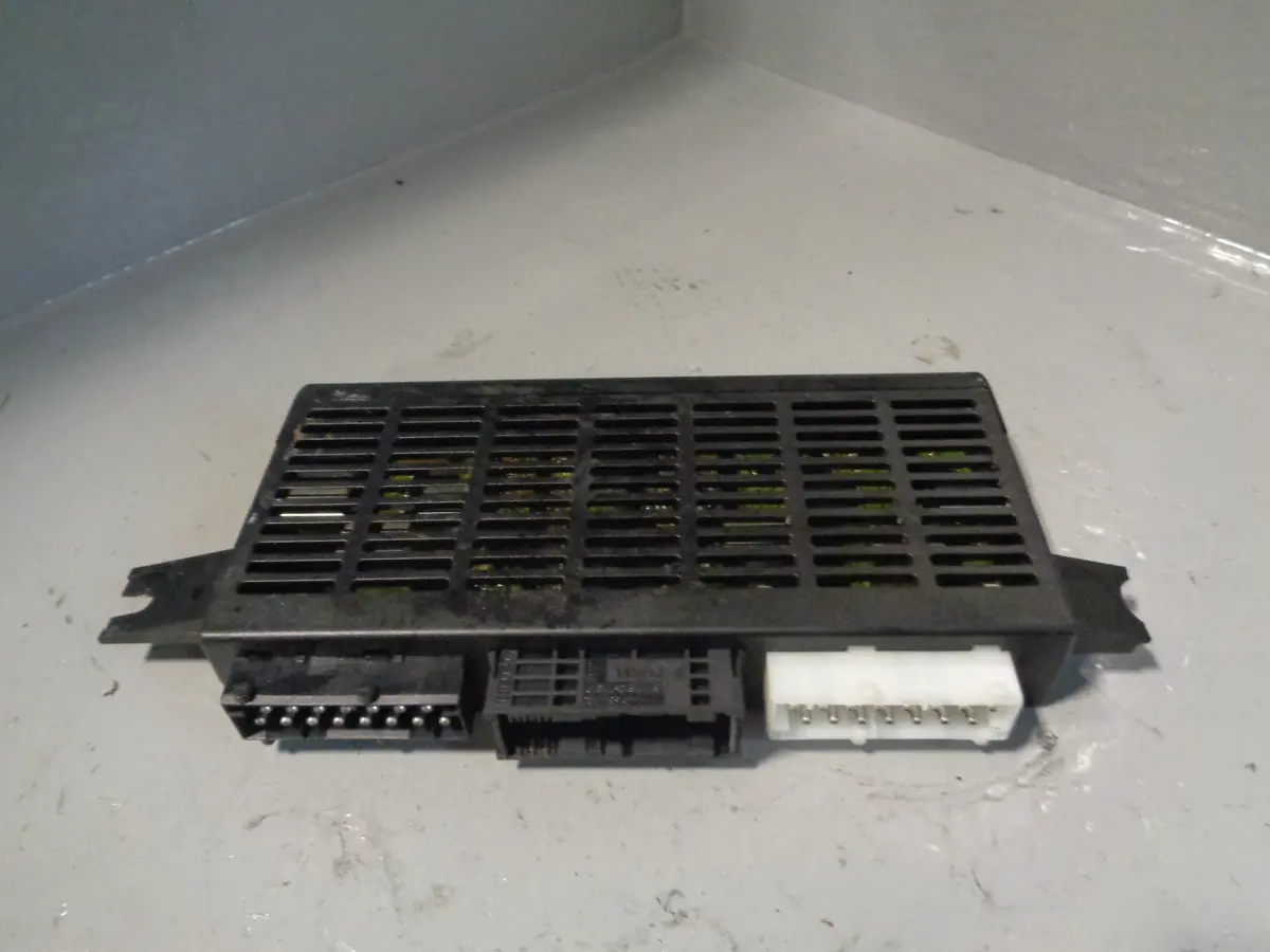 Range Rover L322 Lighting Light Control Module Ecu Ywc500282 2002 To 2009 R30015 1