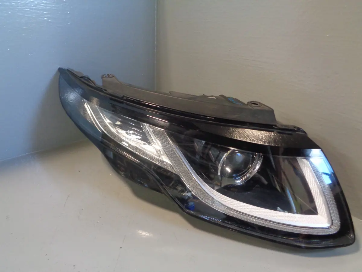 Range Rover Evoque Headlight Off Side Xenon Gj32-13W029-Da Facelift 2016 To 2018 1