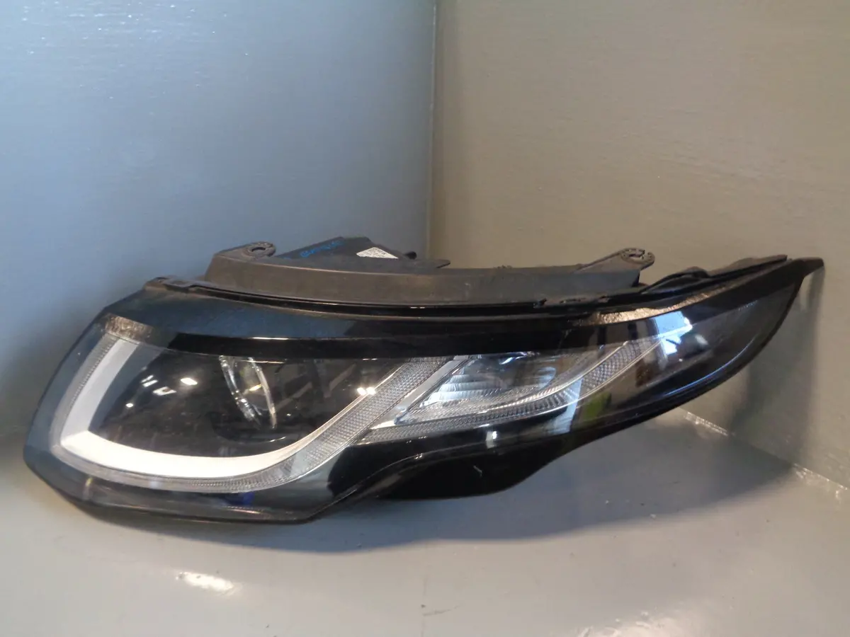 Range Rover Evoque Headlight Near Side Left Xenon Gj32-13W030-Da 2016 To 2018 1