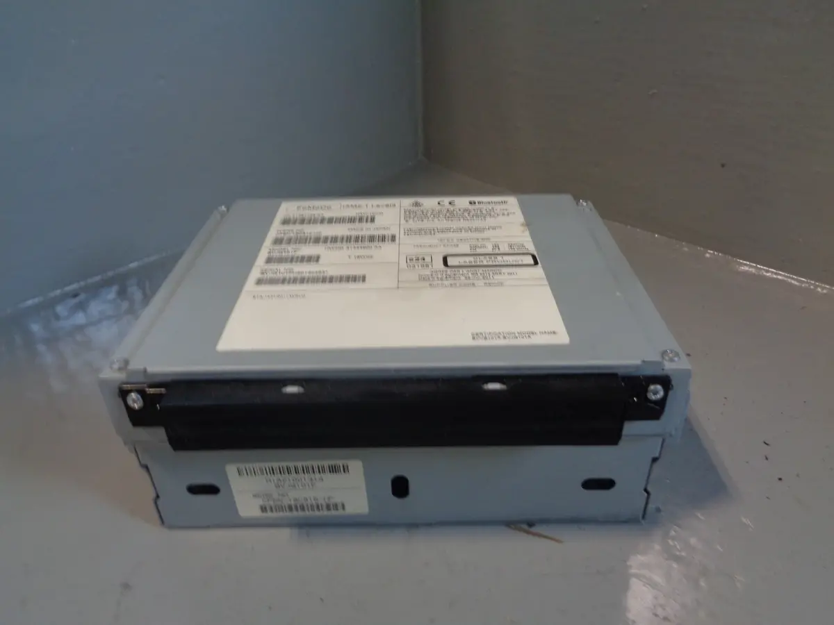 Range Rover Evoque Stereo Radio Audio Cd Head Unit Cf6n-18C815-Hp 2011 To 2015 1