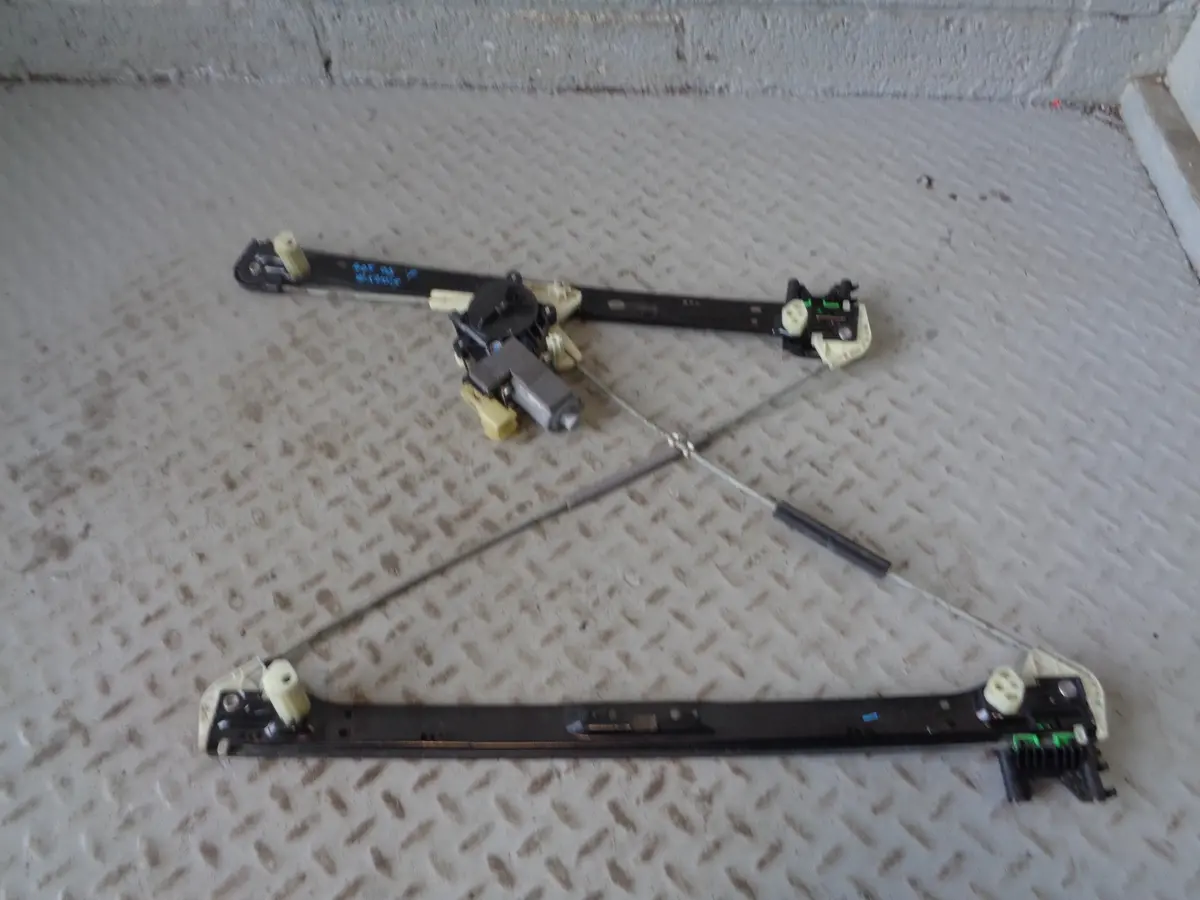 Range Rover L405 Window Regulator And Motor Off Side Front 2013 To 2017 1