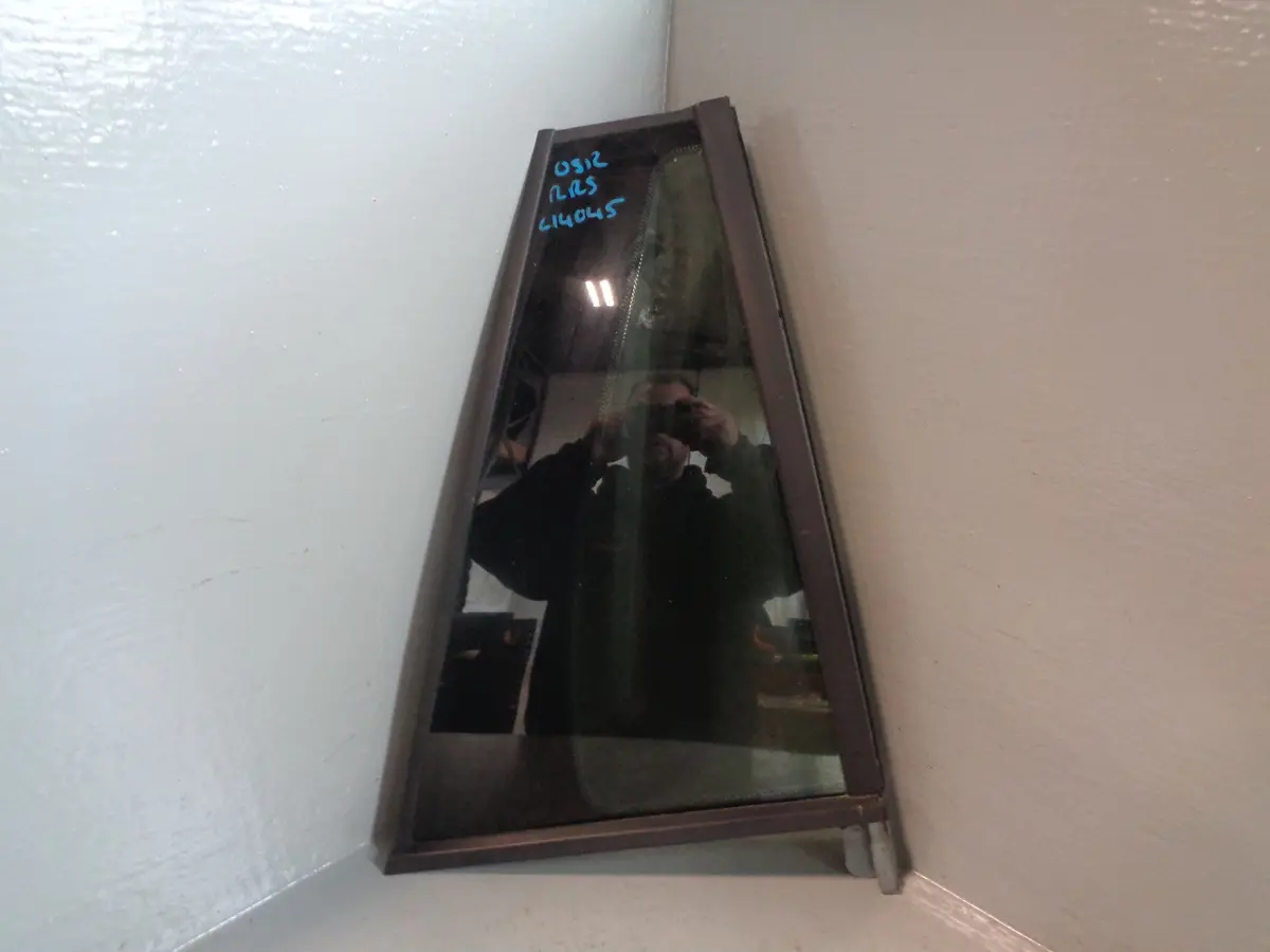 Range Rover Sport Glass Rear Door Quarter Off Side Tinted L320 L14045 1