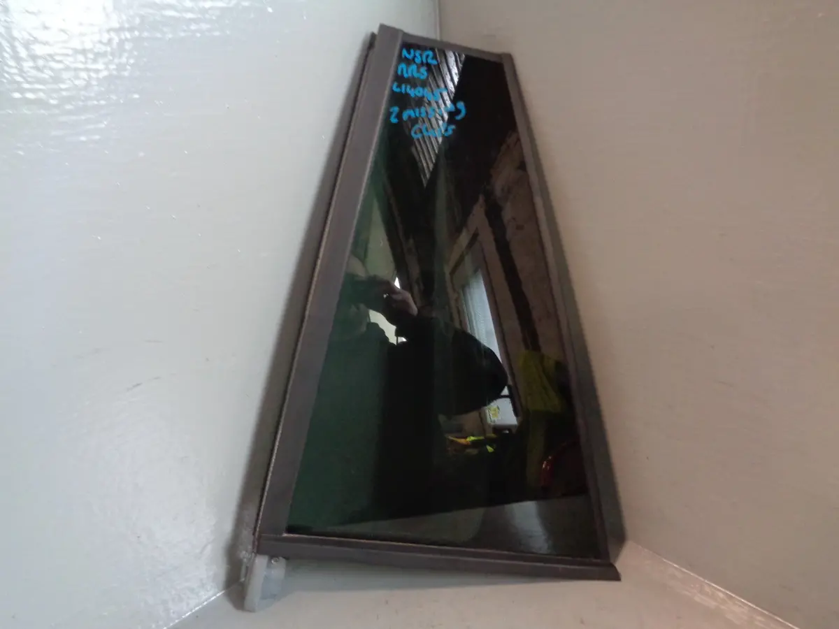 Range Rover Sport Glass Rear Door Quarter Near Side Tinted L320 L14045 1
