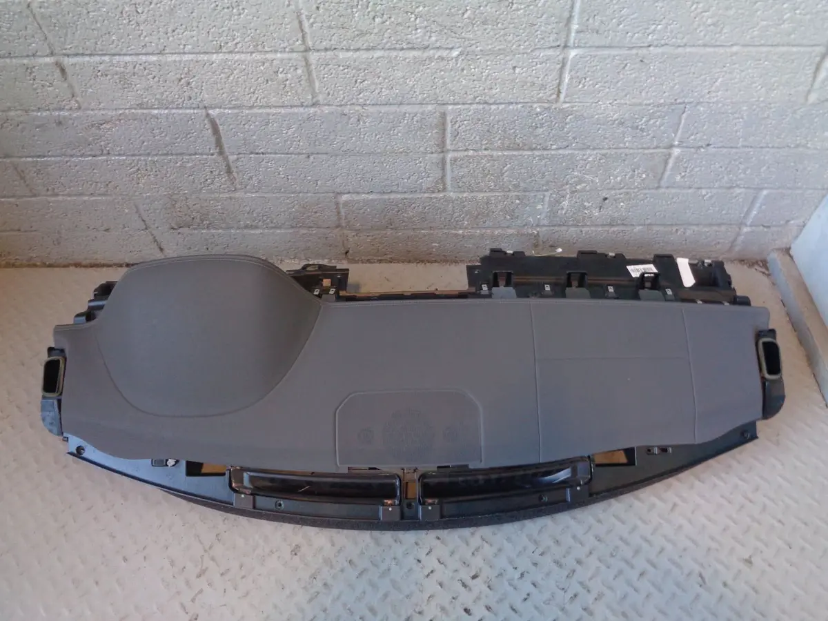 Range Rover Evoque Dashboard With Passenger Airbag Black 2011 To 2015 L02015 1