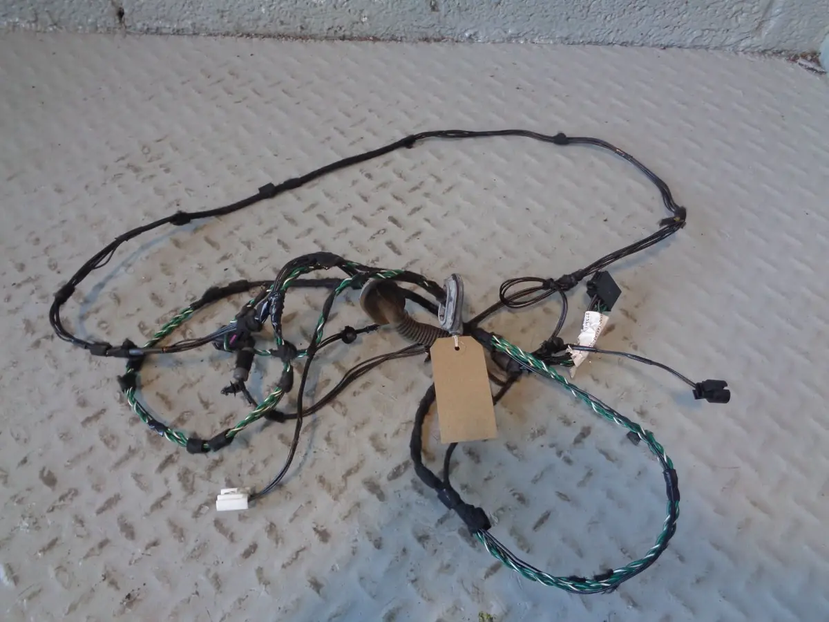Range Rover Sport Tailgate Wiring Loom Ah32-14A583-Cc L320 2009 To 2013 1