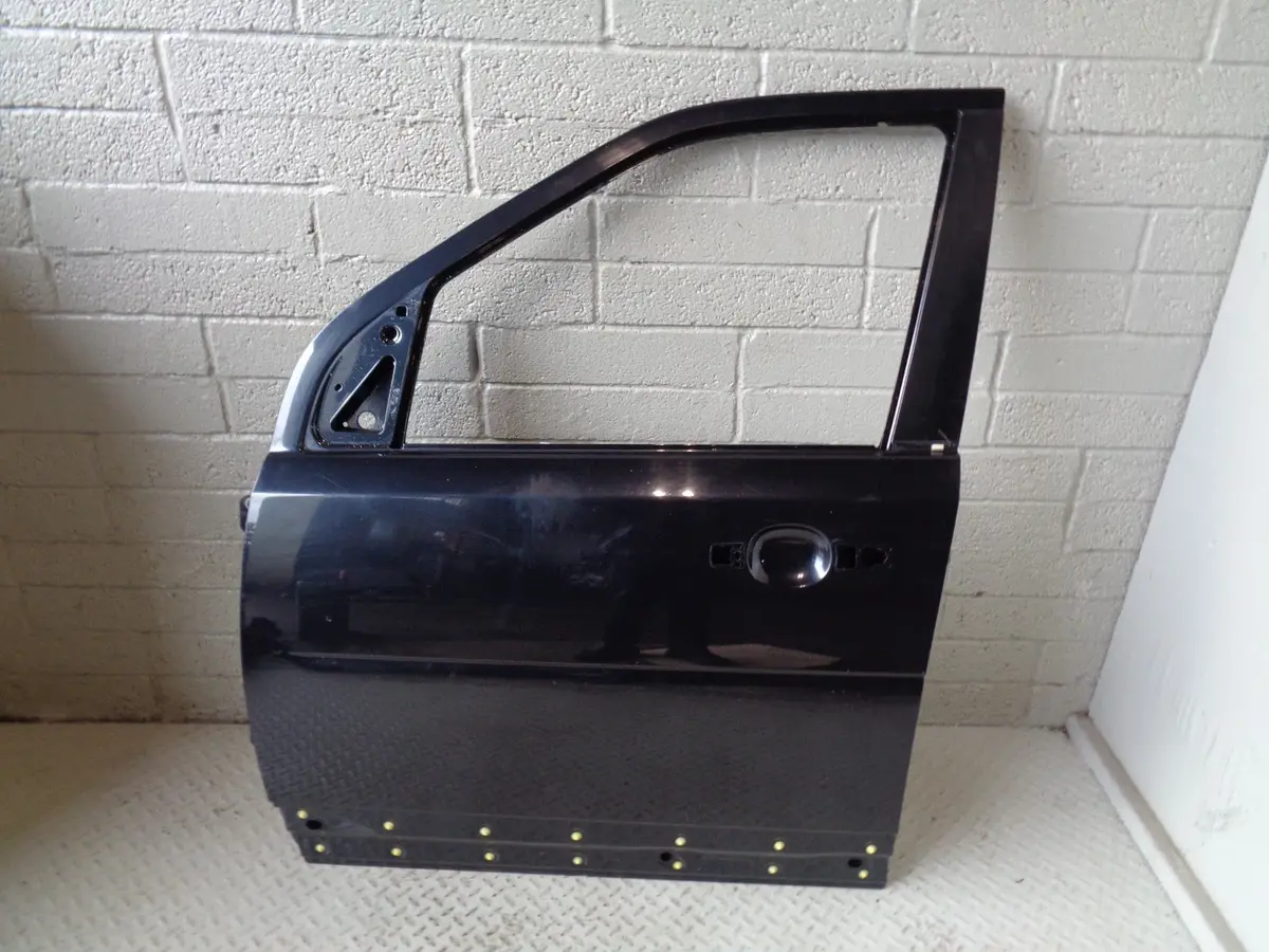 Freelander 2 Door Near Side Front Sumatra Black Land Rover 2006 To 2011 R06034 1
