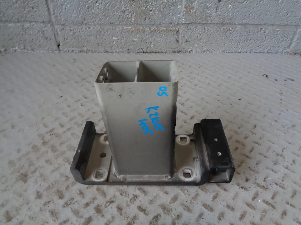 Range Rover L405 Front Bumper Support Leg Off Side Cpla-103A32-Ac 2013 To 2017 1