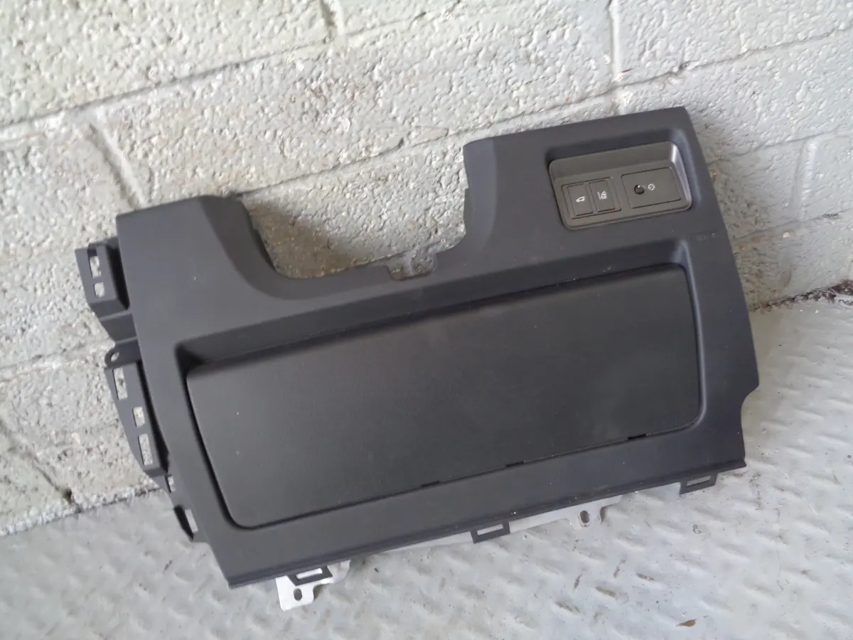 Range Rover Evoque Knee Airbag Lower Dash Panel Black L538 2011 To 2018 L22055 2