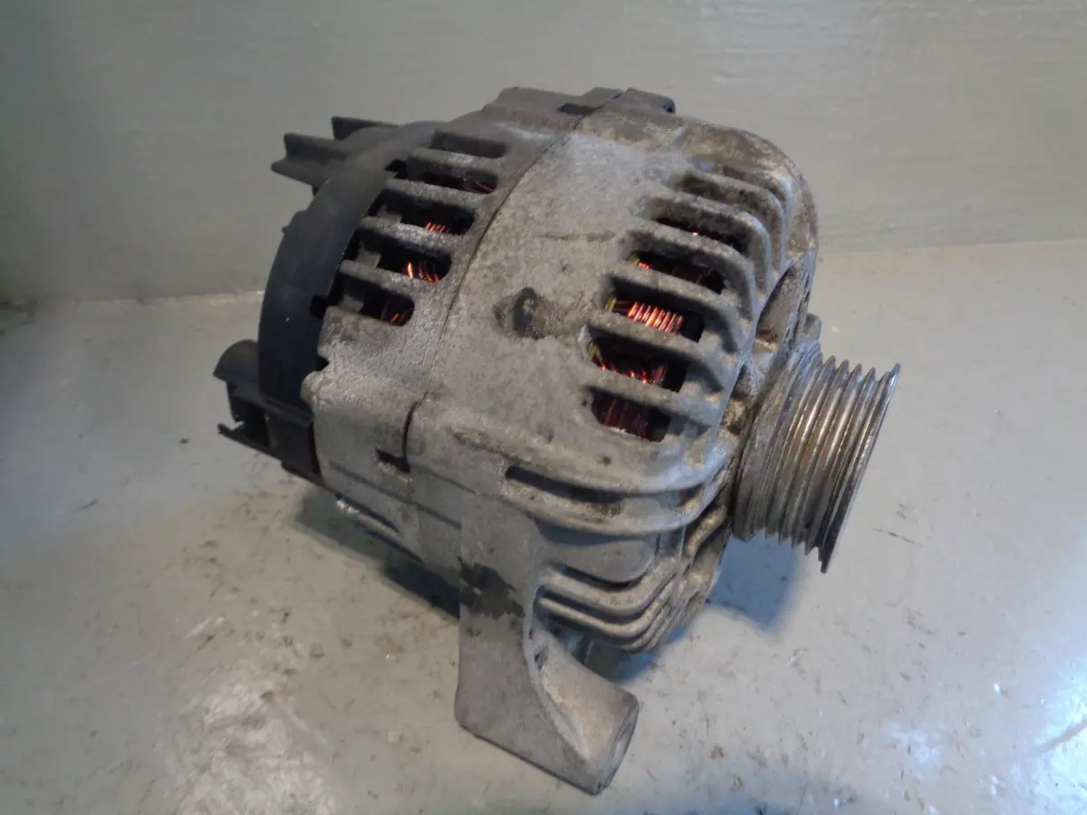Freelander 1 Alternator Td4 2.0 2 Pin Lucas Lra03078 Land Rover 2001 To 2006 1