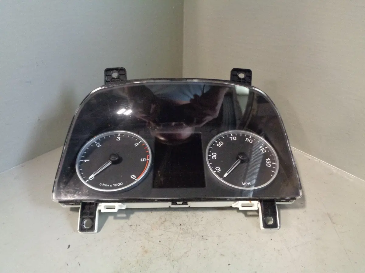 Range Rover Sport Instrument Cluster 3.0 Tdv6 Ah22-10849-Dj 2009 To 2013 1